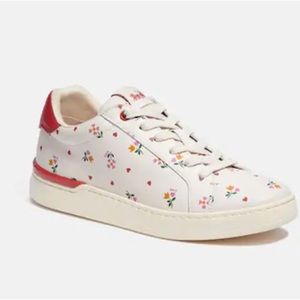 Coach Clip Leather Low Top sneakers. Size 9B
